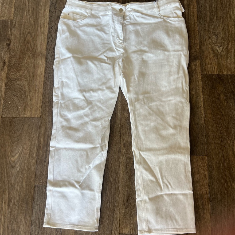 BNWT Akris Punto Maru slim ankle women’s jeans in cream 18
